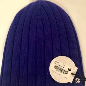 Tuque Pure détente pigment blue nwt